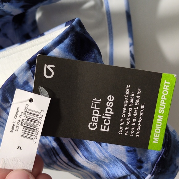 NWT XL GapFit Eclipse medium support strappy sports bra - blue and white tie dye - Picture 3 of 4